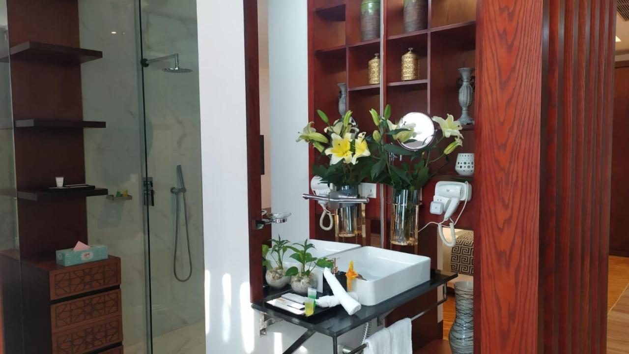 Empyrean Dhaka City Centre Luaran gambar