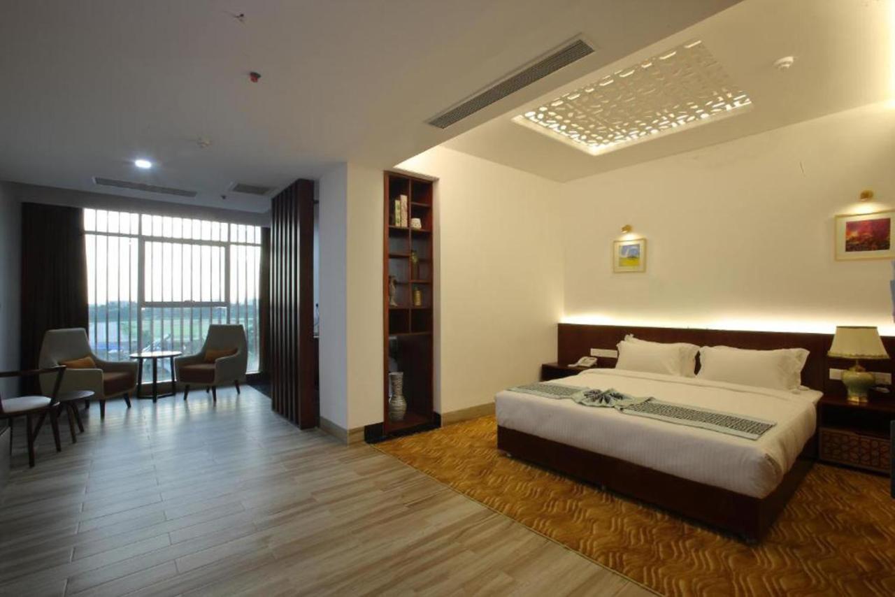Empyrean Dhaka City Centre Luaran gambar